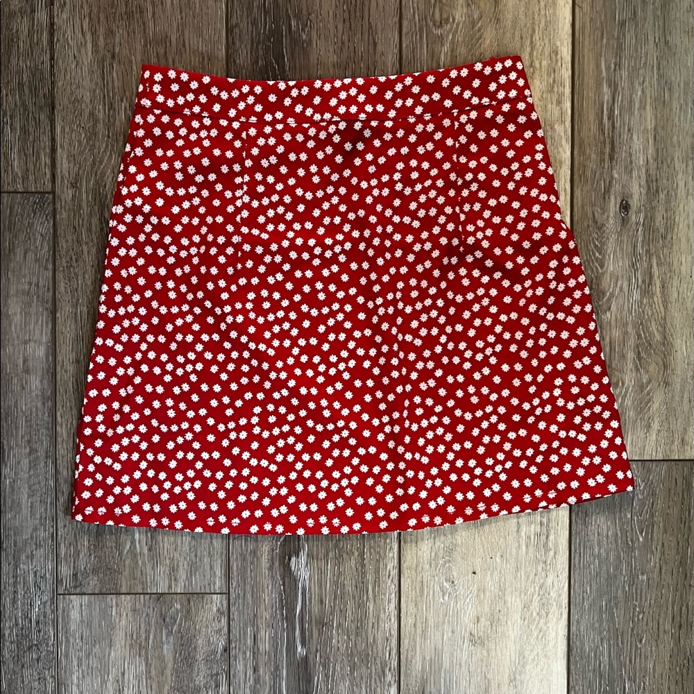 Cute pattern skirt